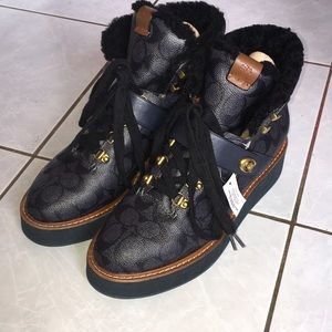 Coach high top size 10B